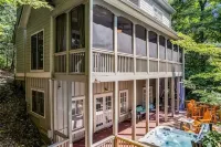 Big Canoe! 3 Masters, 2 Decks, Hot Tub, Fire Pit! - con encanto