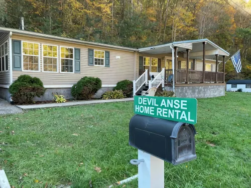 Spacious home off 300+ miles of Hatfield McCoy Trails on Devil Anse Trail System