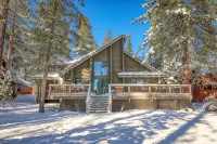 Luxury home on Donner golf course