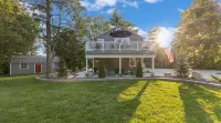 Your home away from home in downtown, historic Farmington! - Homestays