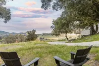 Amazing Views - Near Town - Secluded 2.5 Acres - Games - Pets Allowed