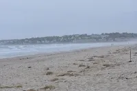 Condo Rental - Short Walk to Footbridge Beach