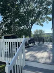 Sunny Beach Getaway-Outdoor Shower, Big Deck, Walk to Coffee+Ice Cream-Sleeps 10 - Beach