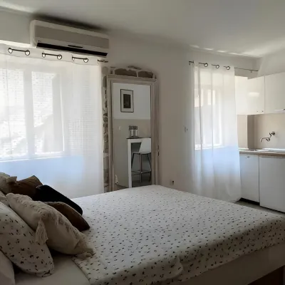 The Stone Alley Retreat Hotels near Split Bus Station