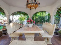 Fidalsa White House Premium Hoteles en Muchamiel