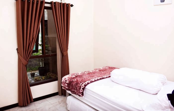 Homestay Villa Ijen - Four Bedroom