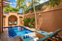 NEW-LISTING-Beautiful Villa Steps From The Beach. - Villa
