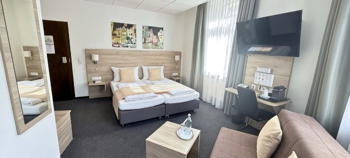 Hotel Hohenstaufen Отели в г. Кобленц