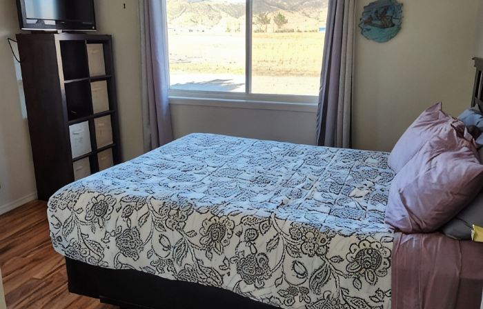 Duplex with gorgeous mountain views!