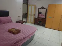 Homestay KenzieFaiz - balcony