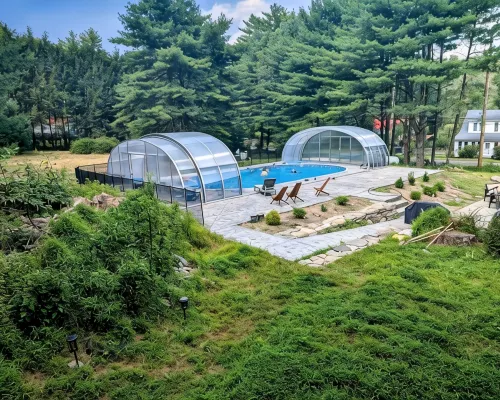 Indoor Pool, 7 Bdrm, Designer Home, Hot Tub, Stunning Kitchen Hotels in Highland
