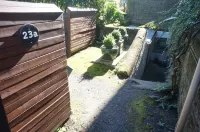 Bright, cosy lower floor flat in Victorian listed villa Hotels in 
