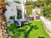 La Villa Blanche - Homestays