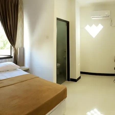 Tranzit Hotel