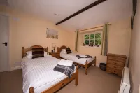 Beautifully appointed cottage in extensive grounds - 3-Star