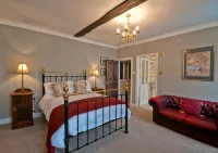 The Castle Hotel โรงแรมใน