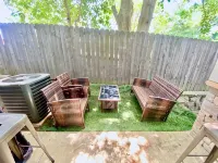 Townhouse in the West End steps from everything! Main St, Falls Park, Baseball - Country Houses