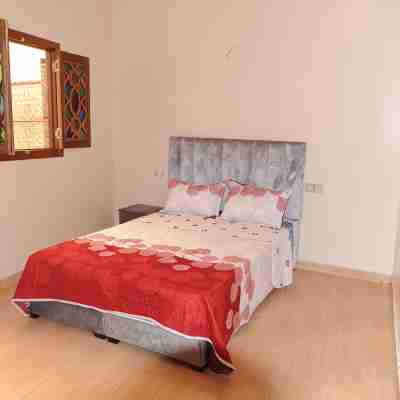 Entire 2 bedroom apartment in charming Salé Close to Rabat, La Marina and beach. Rooms