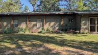 Private and Peaceful Patrick Lake Cabin - Chalets