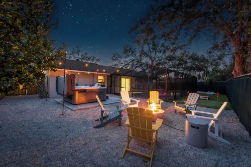 2 mi to Img, Heated Salt Pool, Hot Tub, Game Room, Putting Green - 4-Star