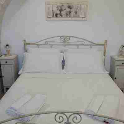Trulli of the Chain Rooms