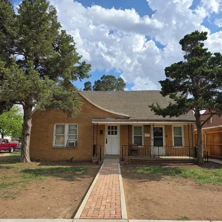 Easy Living In Delightful Duplex