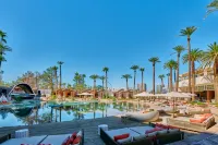 Virgin Hotels Las Vegas, Curio Collection by Hilton - Romantische