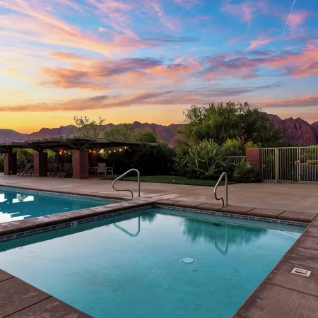 "SERENE DESERT GETAWAY" La Casa Coyote, Kayenta Art Village W/Views of Red Rock