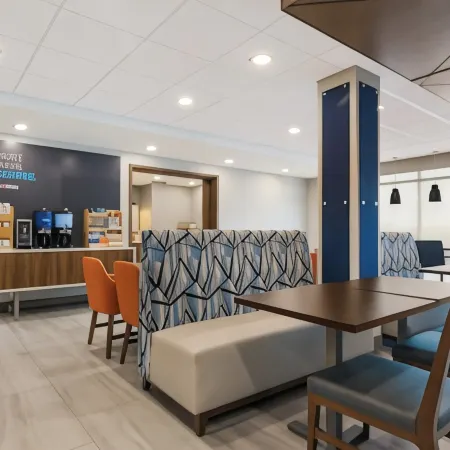 Holiday Inn Express & Suites SPRINGDALE - FAYETTEVILLE AREA by IHG