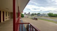 Budget Inn