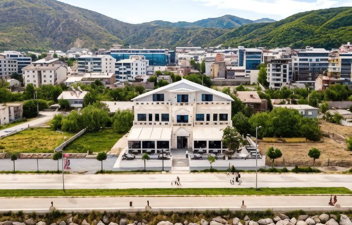 Beyaz Köşk Hotel & Cafe