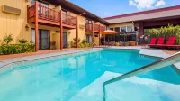 Best Western Plus Placerville Inn - Parkering