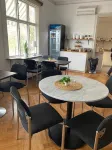 Adels Hotel - Desayuno