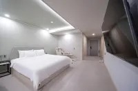 브라운도트 여수 여천점 - 2성급