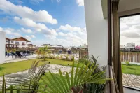 Modern and Sophisticated Apartments Near the Beach in Marau VLL