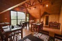 Monkey Tribe Vagamon - breakfast