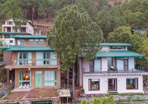 Seclude Kasauli, Himachal Pradesh - Airport Shuttle