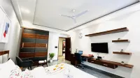 Zen Studios - DLF CyberCity Gurgaon - Kitchens