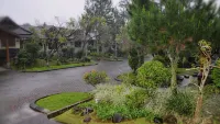 Villa Kota Bunga ADE