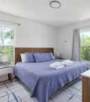 Ocean View~Heated Pool~Hot Tub~Golf~4Bed~2Bunk Rm-Camp Crescent Vacation Rentals - Wi-Fi