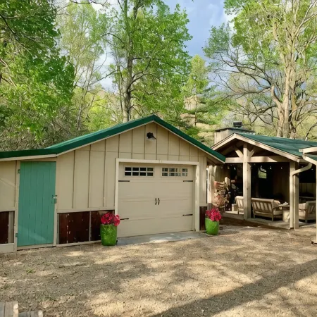 Designer Cottage-Highlands-Amazing Outdoor Living Spaces-Fireplace-Pet Friendly