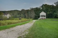 Cozy & Peaceful 3Br Retreat – Porch, Creek Sounds & Wildlife Views - 3-Star