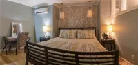Downtown luxury, full amenities with parking - 4-Star
