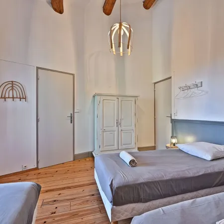 La Maison de Campagne , in Provence Gîte with swimming pool and bicycles