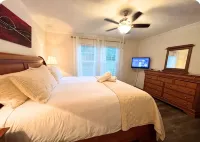 Beautiful, Cozy home in Concord providing a spacious & tranquil retreat