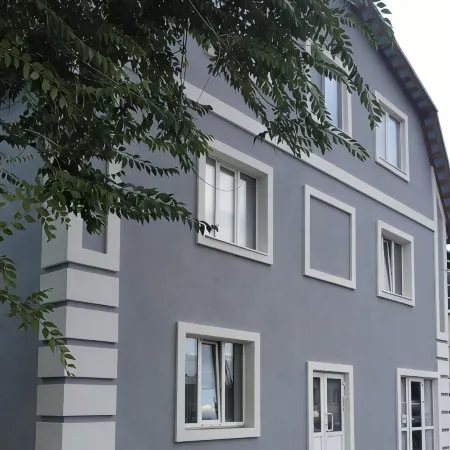 Na Smirnitskoy Guest House