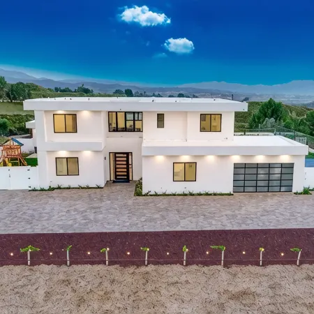 # 1 Vacation Rental in California for Large Groups