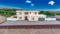 # 1 Vacation Rental in California for Large Groups - 5-Sterne