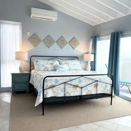 Newly renovated. 2BR 2BA - "A Little Vitamin Sea" with amazing views