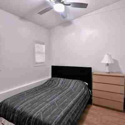 The warm and lovely coach home with 3 bedrooms Rooms